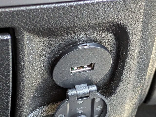 Used 2024 RAM 1500 Classic SLT AWD/4WD image 22