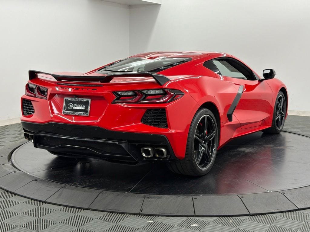 Used 2021 Chevrolet Corvette Stingray Premium Cpe w/ Z51 Performance Package RWD image 10