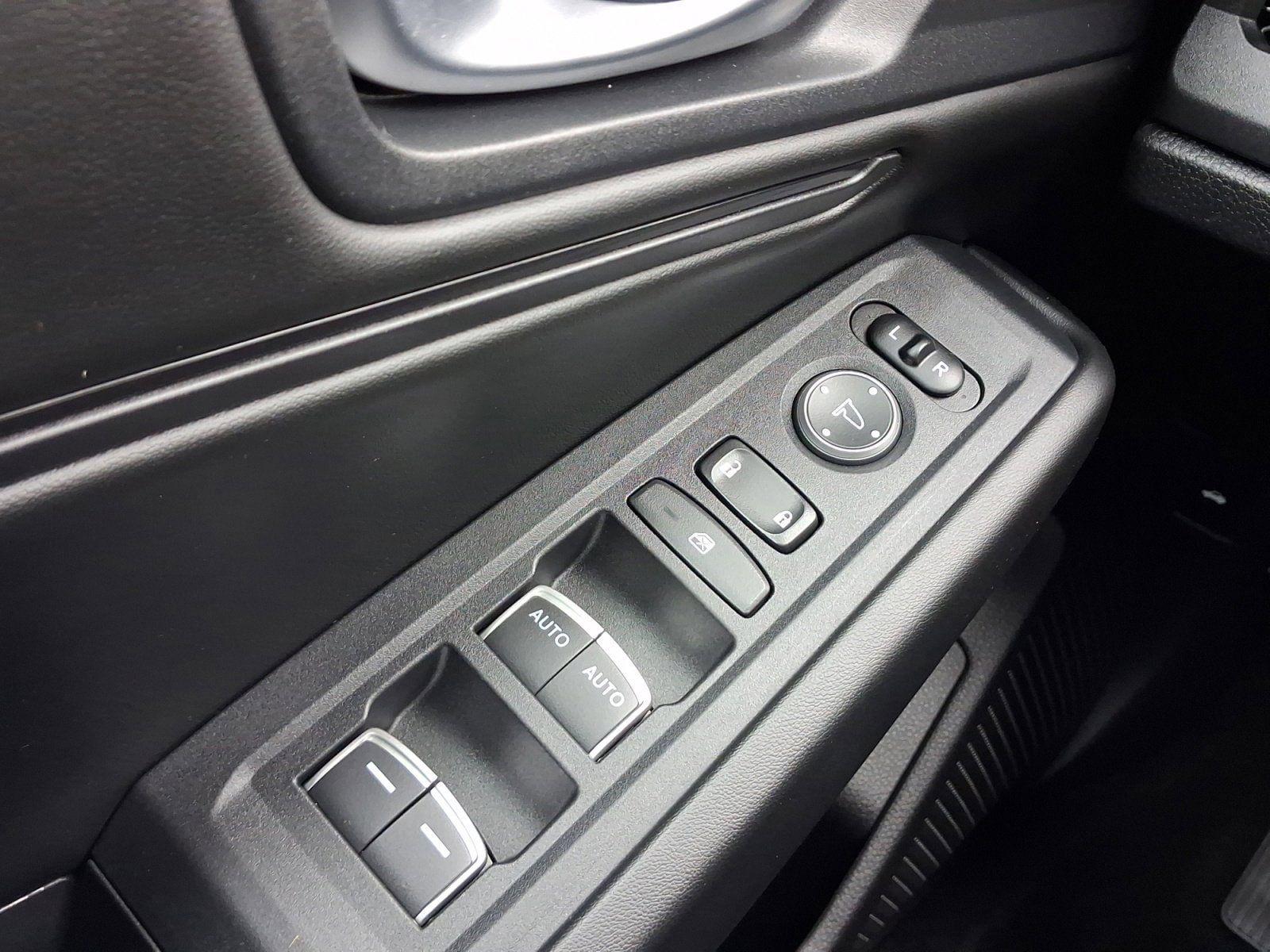 Used 2024 Honda Accord EX image 13