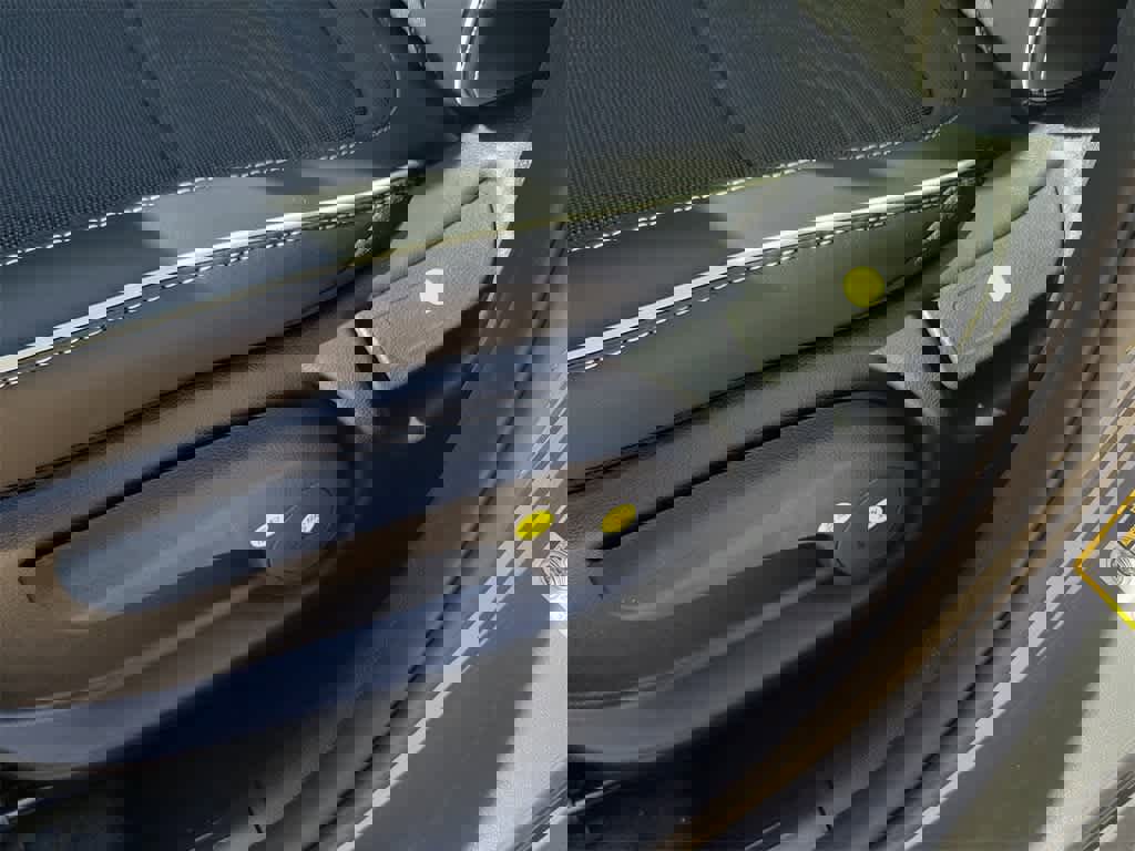 New 2025 Hyundai Venue Limited image 17