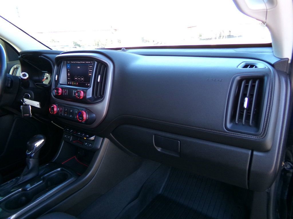 Used 2022 GMC Canyon AT4 w/ Trailering Package image 17