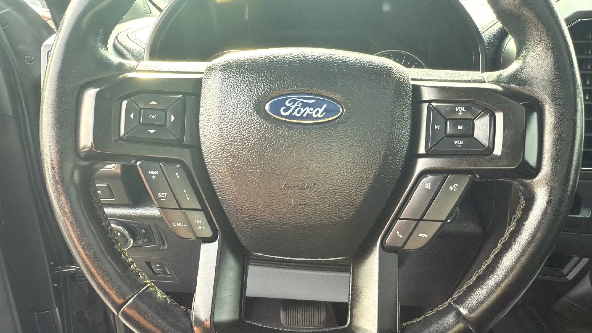 Used 2019 Ford Expedition Limited w/ Equipment Group 302A image 14