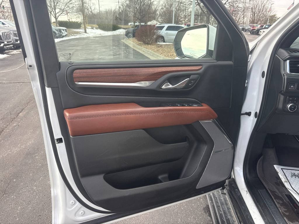 Used 2024 GMC Yukon XL Denali Ultimate image 20