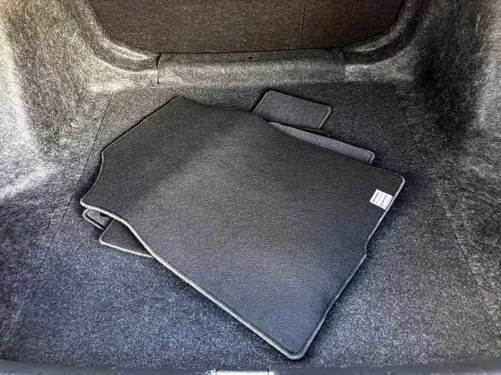 Used 2017 Honda Civic EX image 9