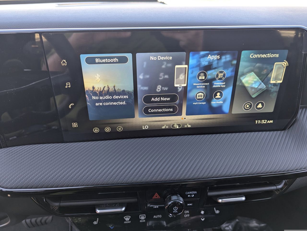 New 2026 Nissan Kicks SR w/ Cold Weather Package image 17