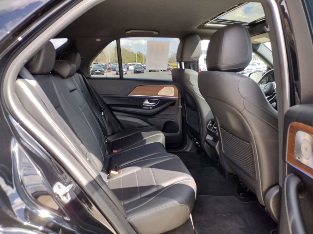 Used 2022 Mercedes-Benz GLE 350 4MATIC w/ Premium Package image 21