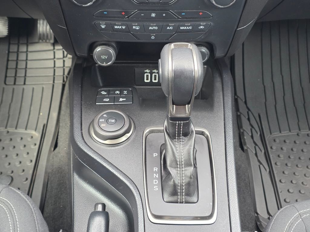 Used 2021 Ford Ranger XLT w/ Equipment Group 301A Mid image 16