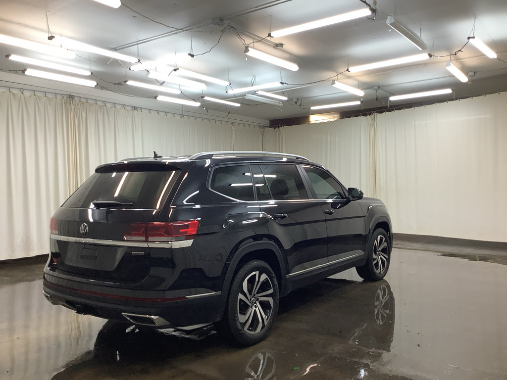 Used 2022 Volkswagen Atlas SEL AWD/4WD image 6