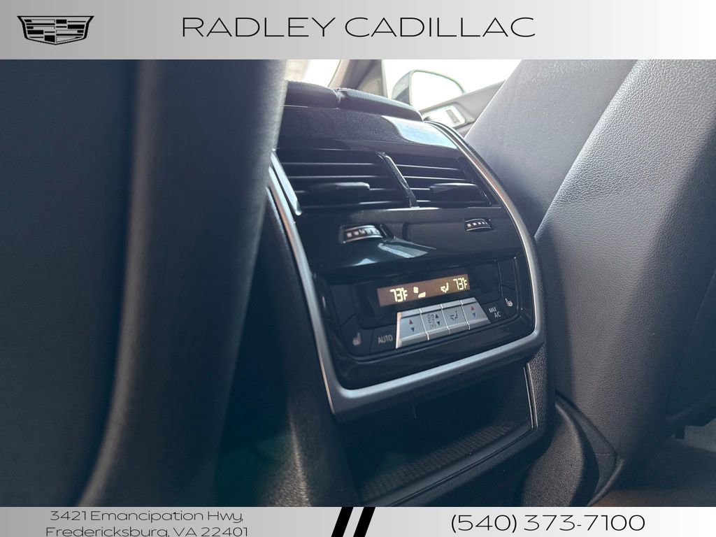 Used 2023 BMW X6 xDrive40i w/ Executive Package image 22