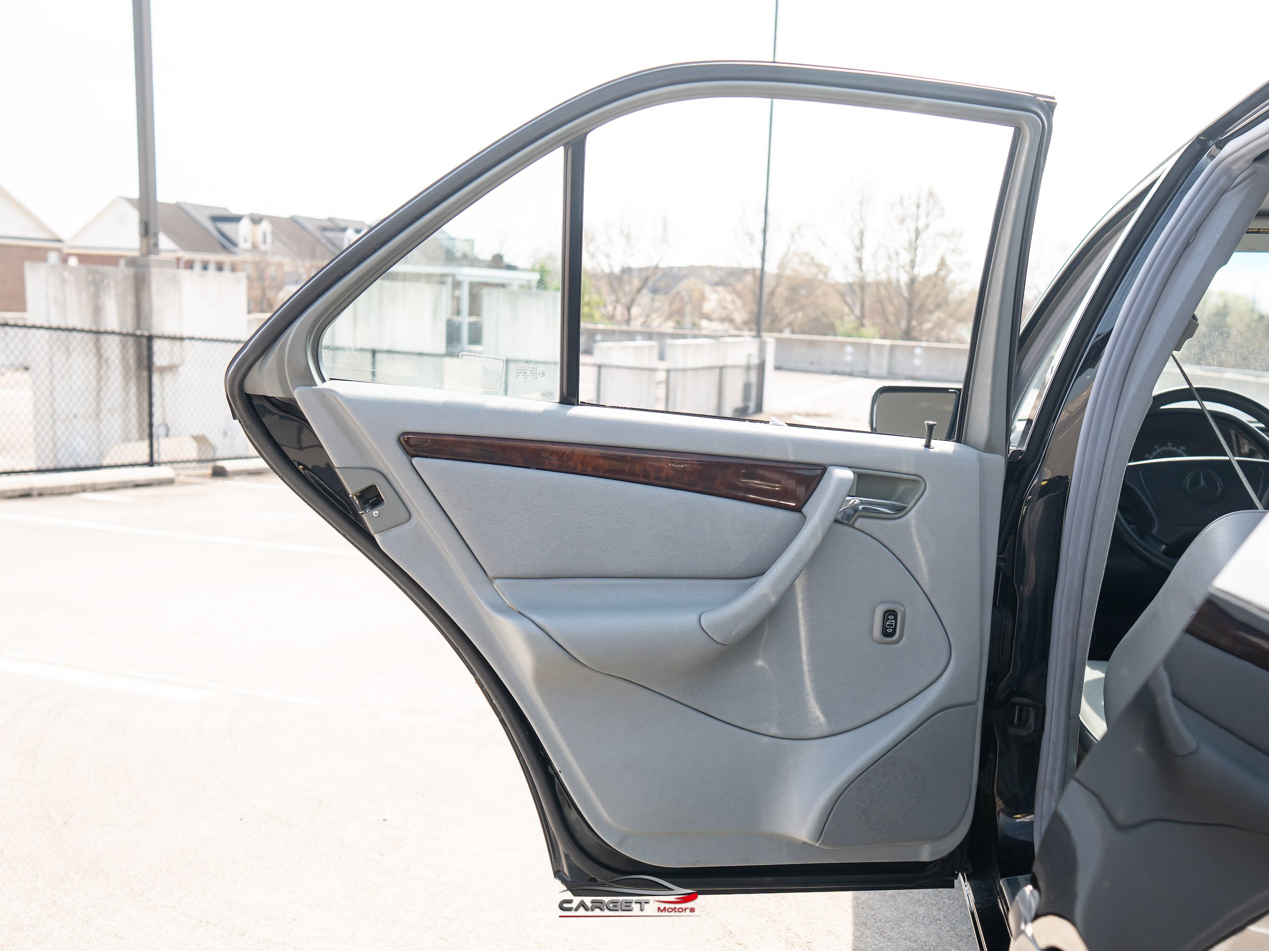 Used 1999 Mercedes-Benz C 230 image 33