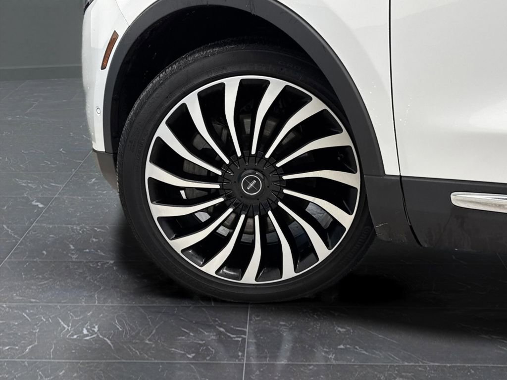 Used 2022 Lincoln Nautilus Black Label w/ Class II Trailer Tow Package image 38