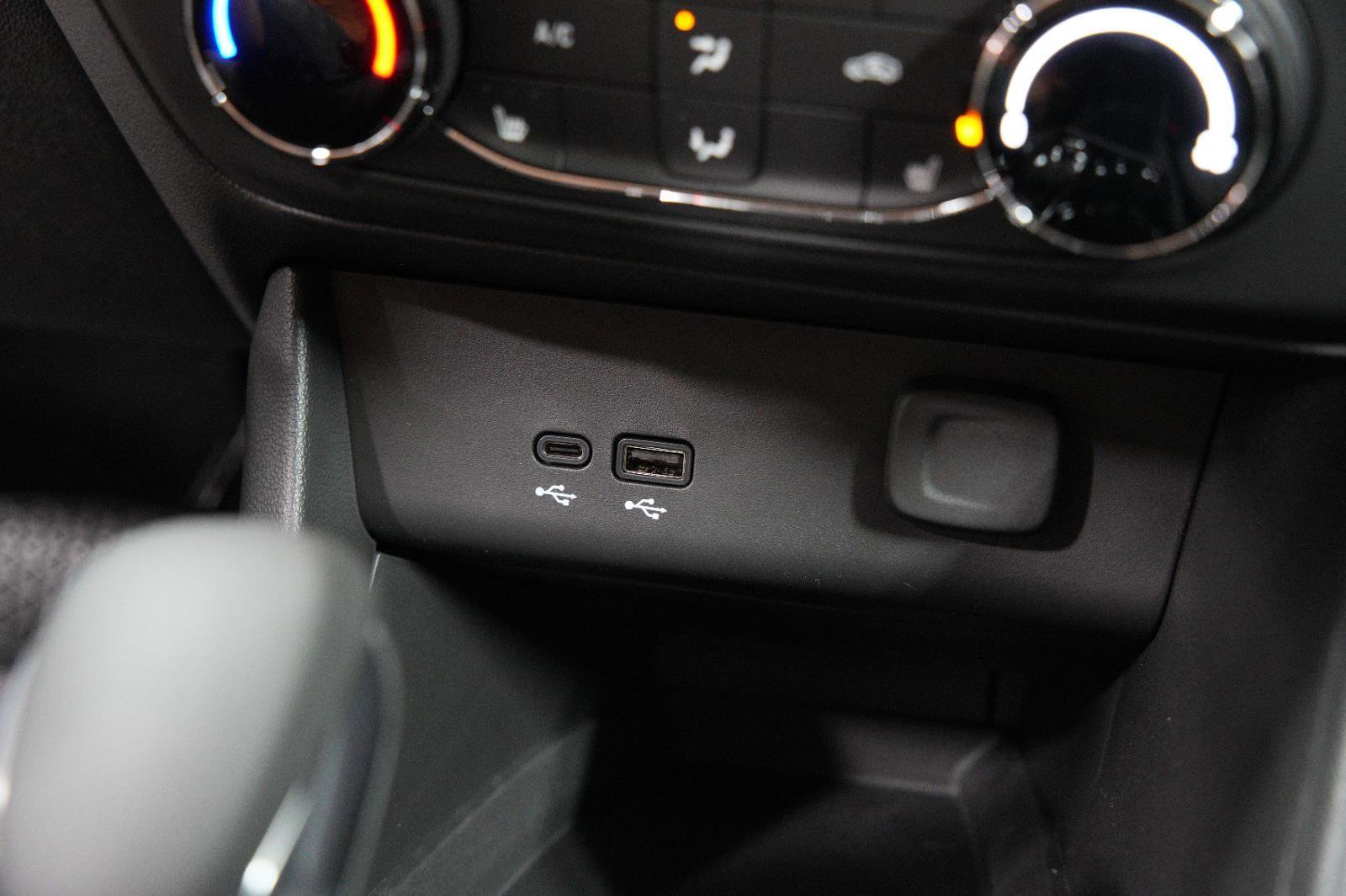 New 2026 Buick Encore GX Preferred w/ Comfort Package image 38