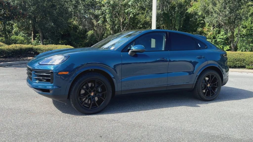 New 2026 Porsche Cayenne Coupe image 4