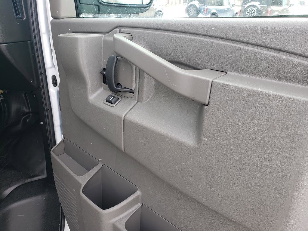 Used 2024 GMC Savana 2500 w/ Driver Convenience Package RWD image 19