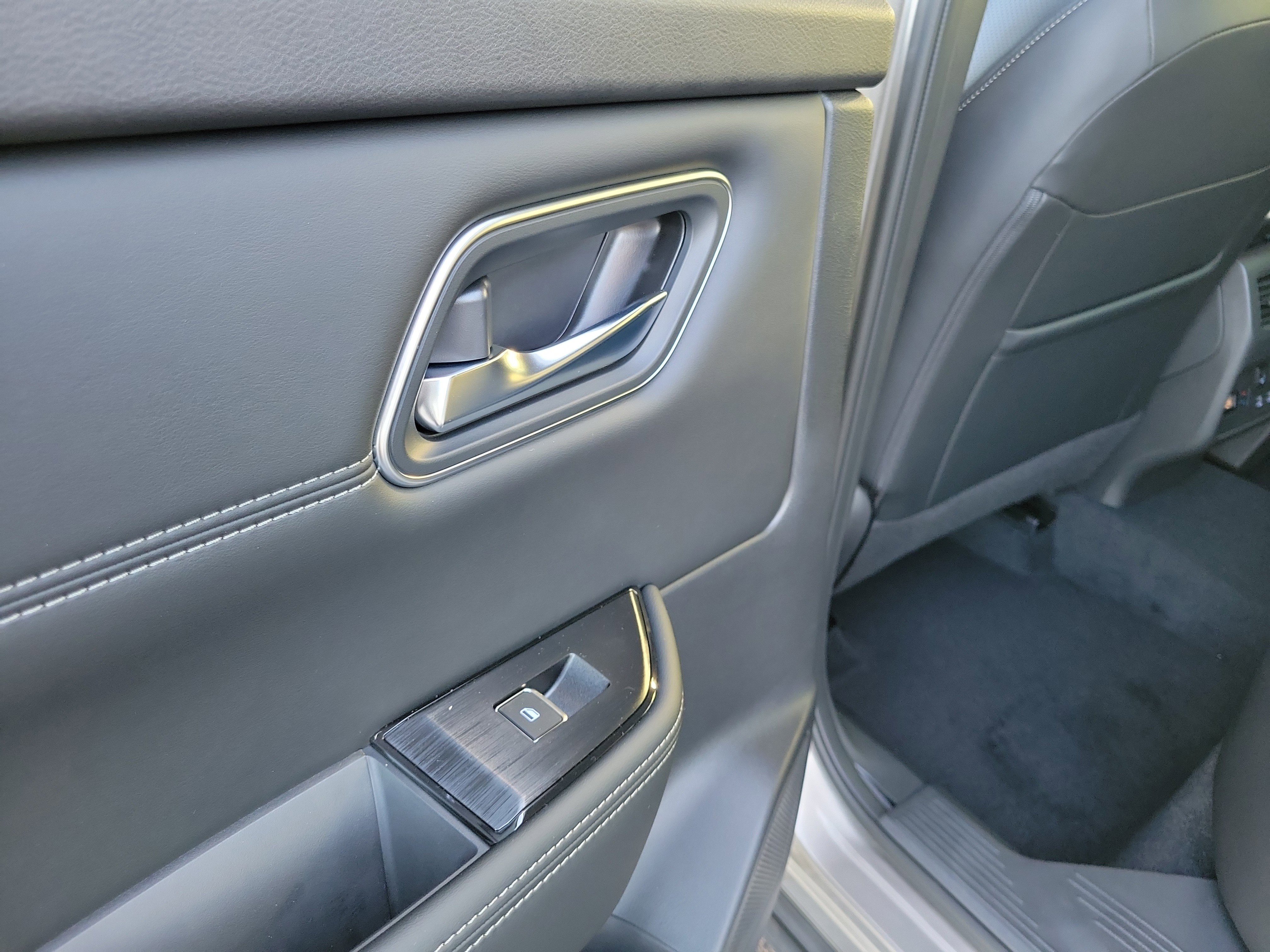 New 2026 Nissan Rogue Platinum w/ Platinum Premium Package image 13
