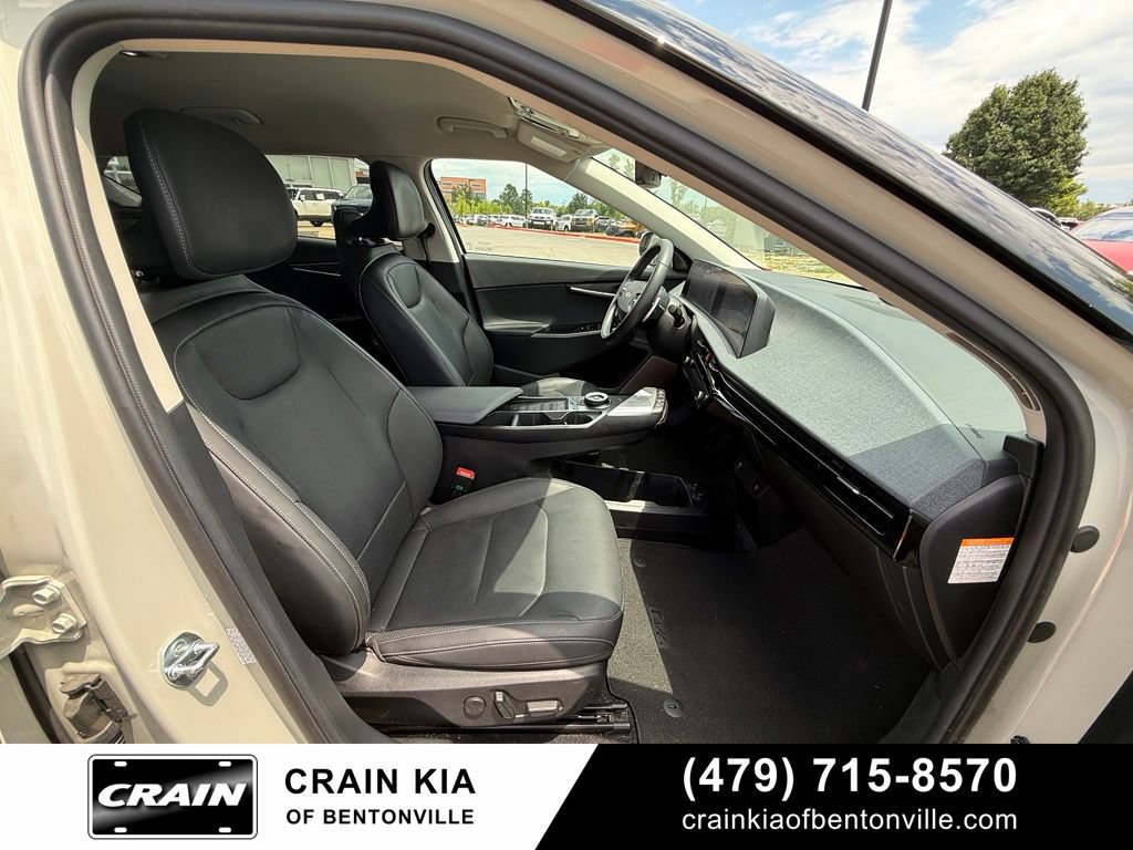 Certified 2024 Kia EV6 Wind w/ Wind Technology Package RWD image 32