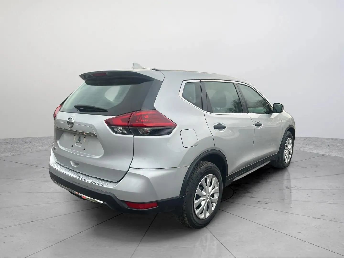 Used 2020 Nissan Rogue S image 8