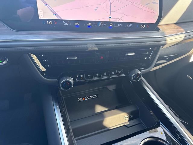 New 2026 Chevrolet Suburban LT w/ Comfort Package image 33