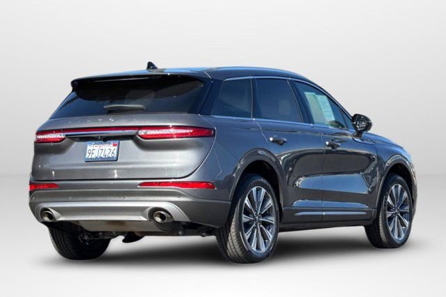 Used 2022 Lincoln Corsair Reserve image 5