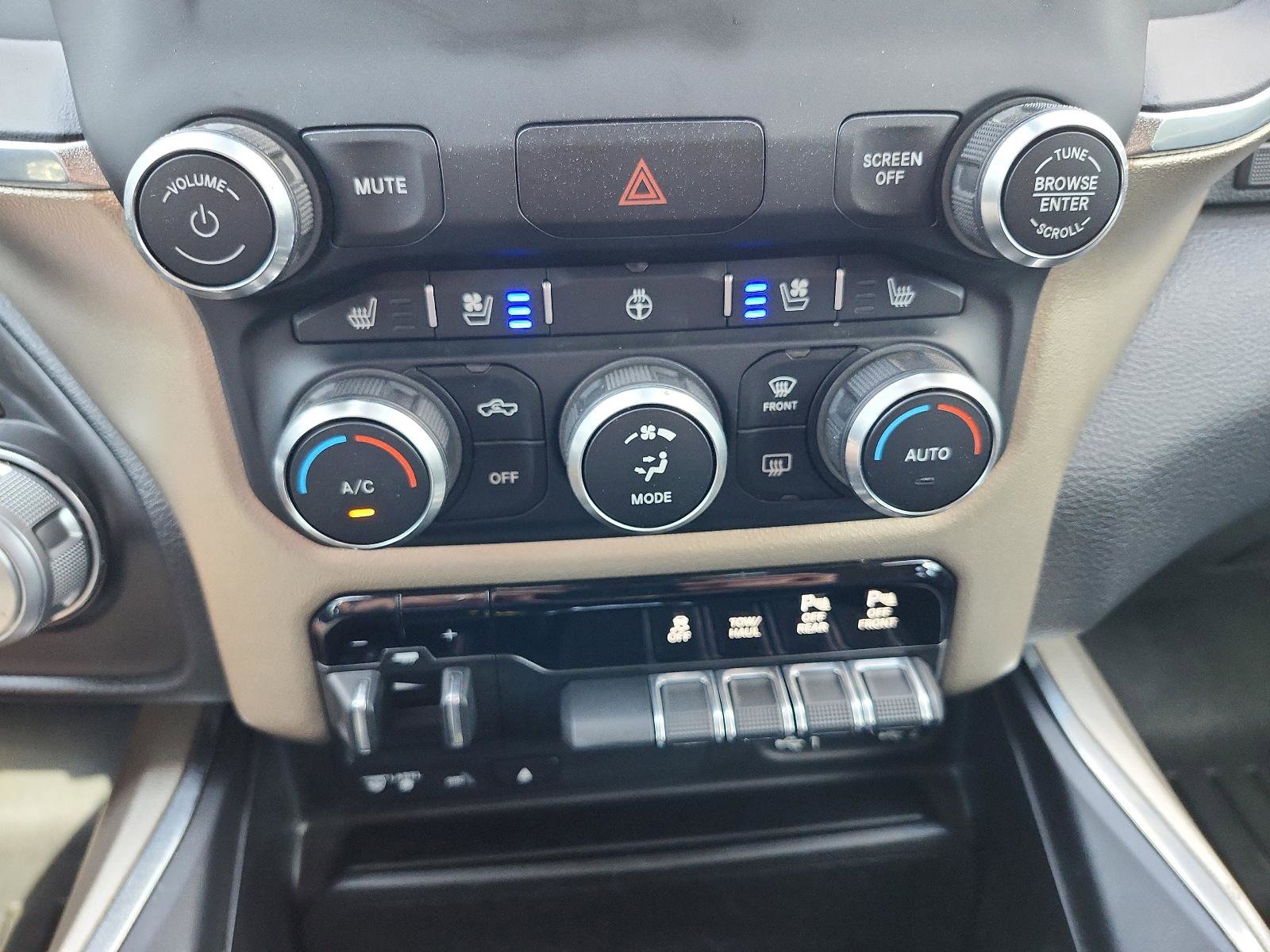 Used 2019 RAM 1500 Laramie image 18