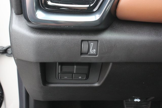 New 2026 GMC Canyon AT4 w/ Technology Plus Package image 18