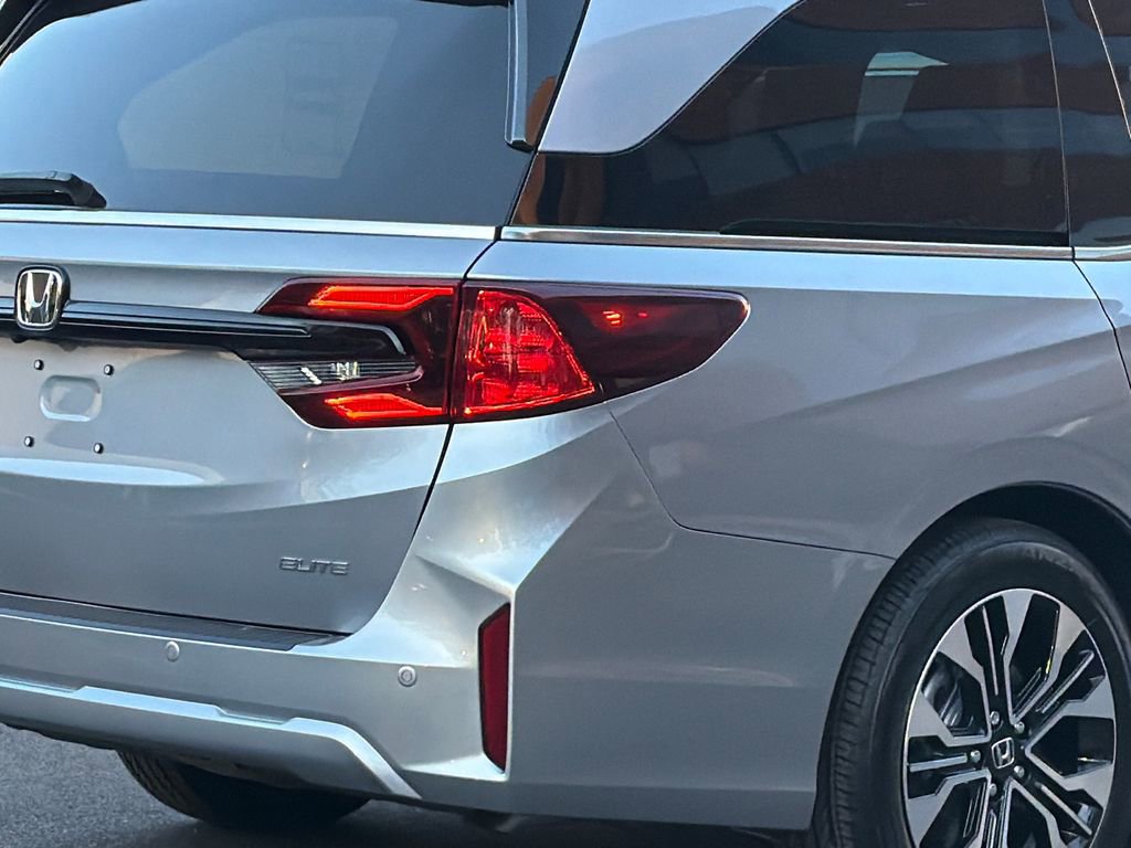 New 2026 Honda Odyssey Elite image 6