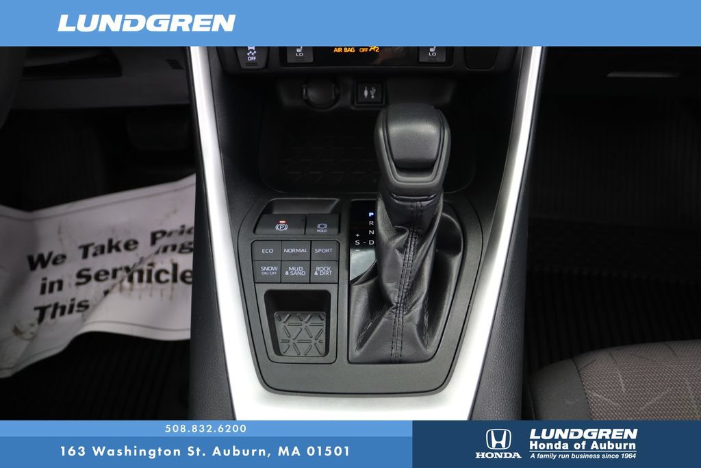 Used 2019 Toyota RAV4 XLE w/ Convenience Package AWD/4WD image 25