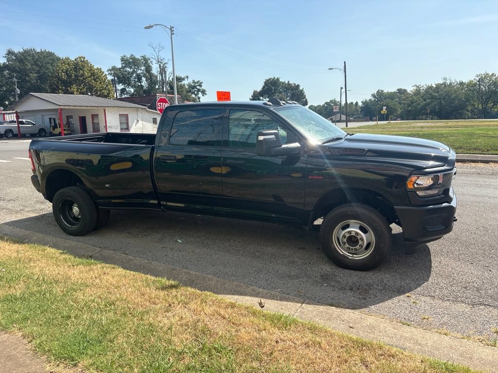 Used 2024 RAM 3500 Tradesman AWD/4WD image 5