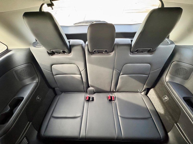 Used 2025 Nissan Pathfinder Platinum w/ Cargo Package FWD image 14