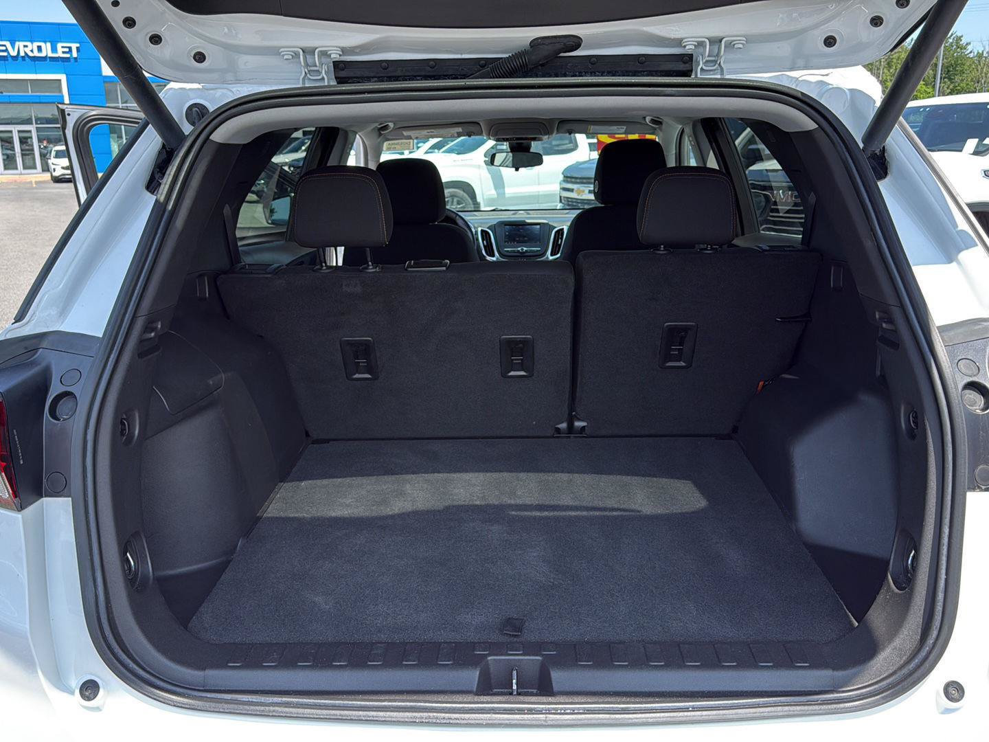 Used 2022 Chevrolet Equinox LT AWD/4WD image 32