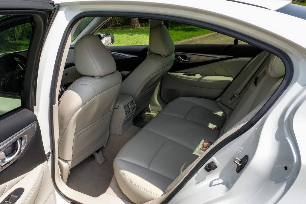 Used 2014 INFINITI Q50 Premium w/ Navigation Package RWD image 45