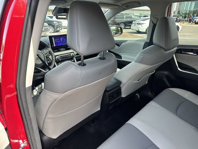Used 2025 Toyota RAV4 XLE Premium w/ Weather Package FWD image 25