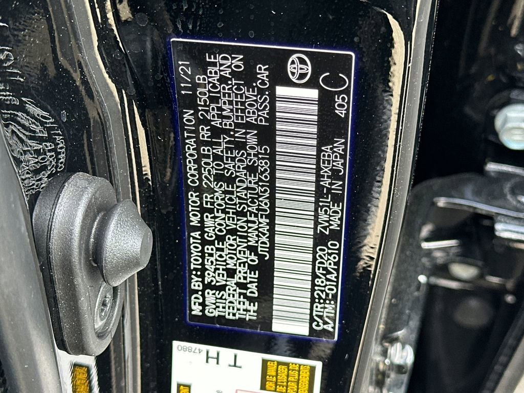 Used 2022 Toyota Prius LE image 27