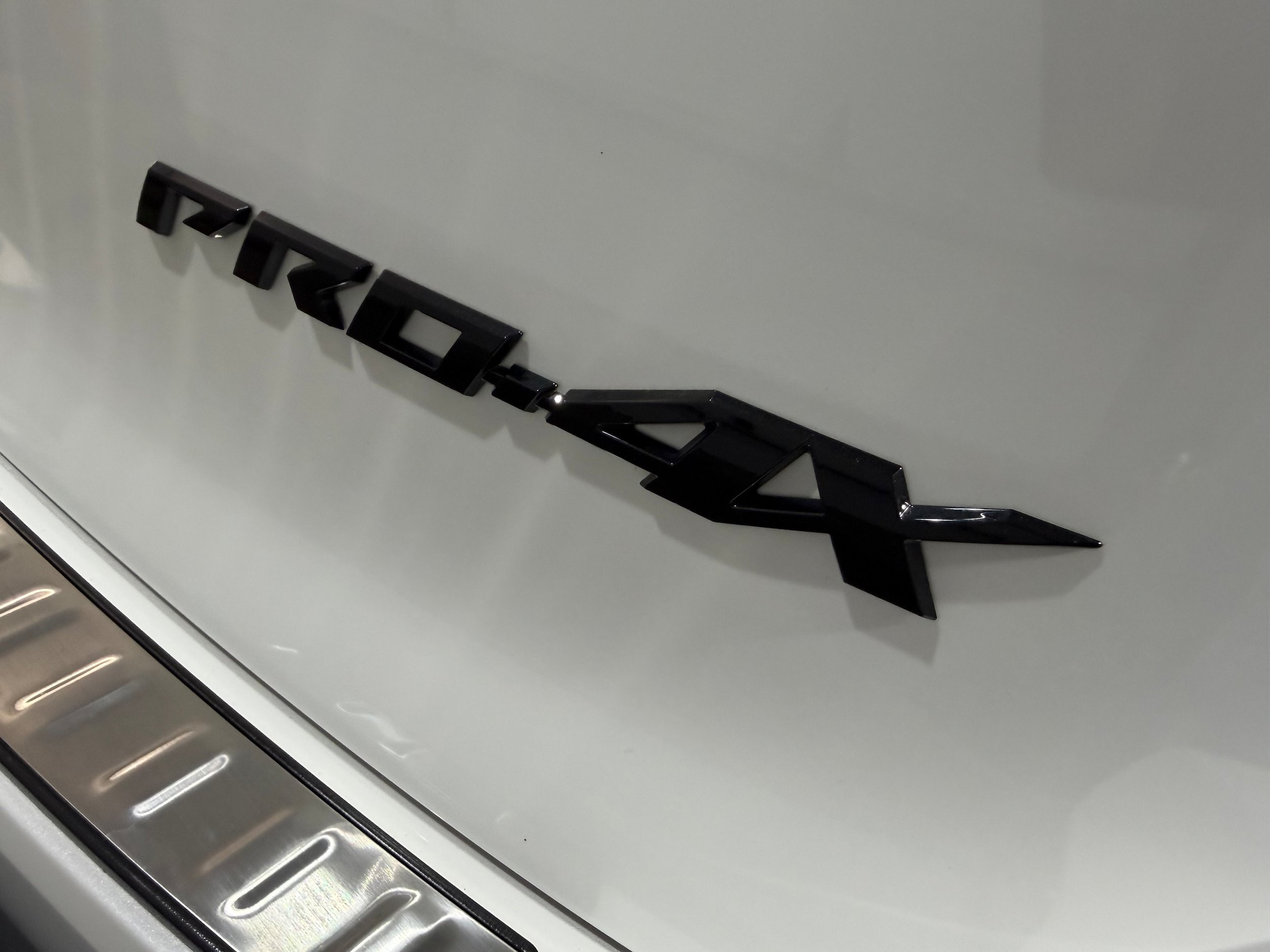 Used 2025 Nissan Armada PRO-4X AWD/4WD image 7