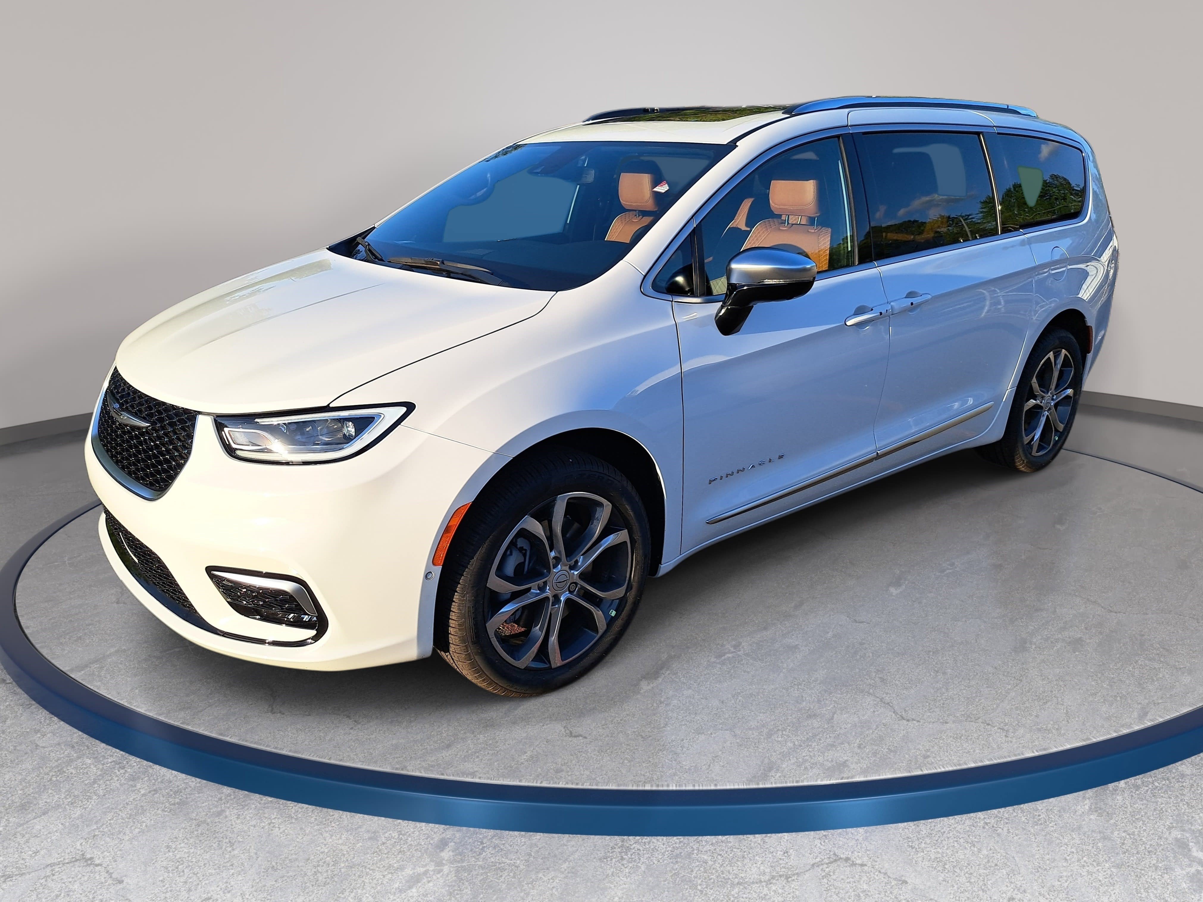 New 2026 Chrysler Pacifica Pinnacle image 1
