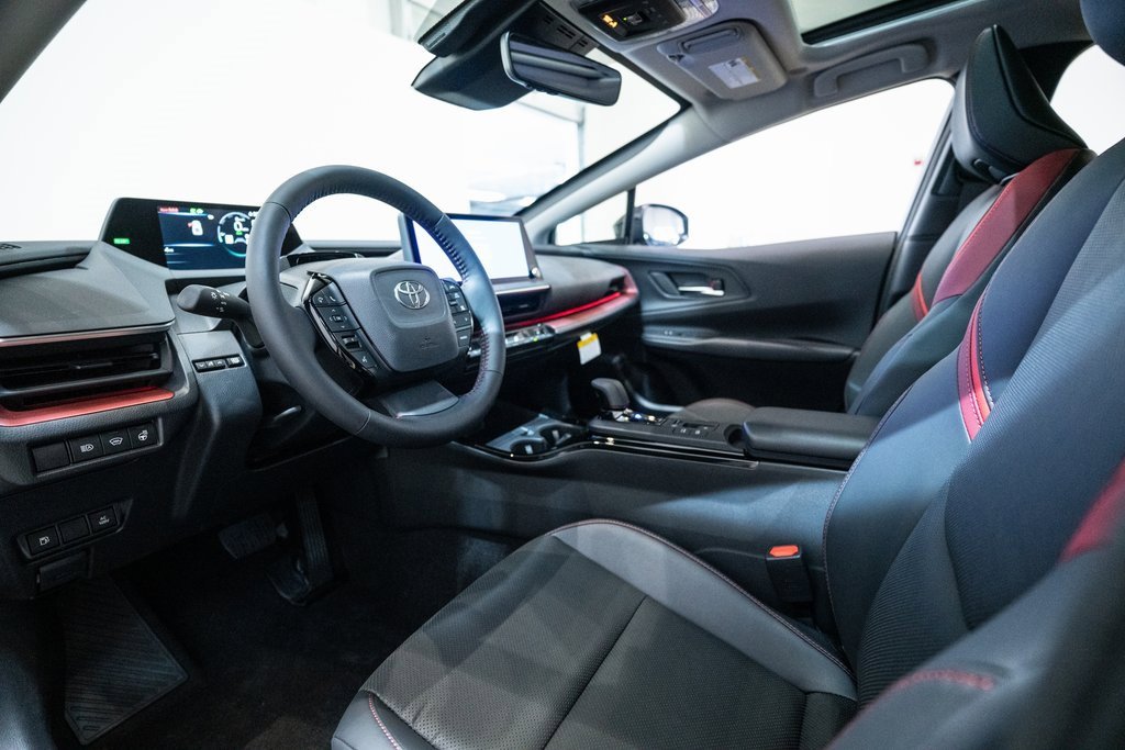 New 2026 Toyota Prius Plug-In Hybrid image 4