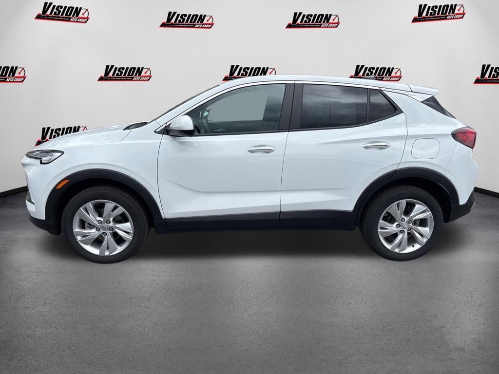 Used 2024 Buick Encore GX Preferred AWD/4WD image 8
