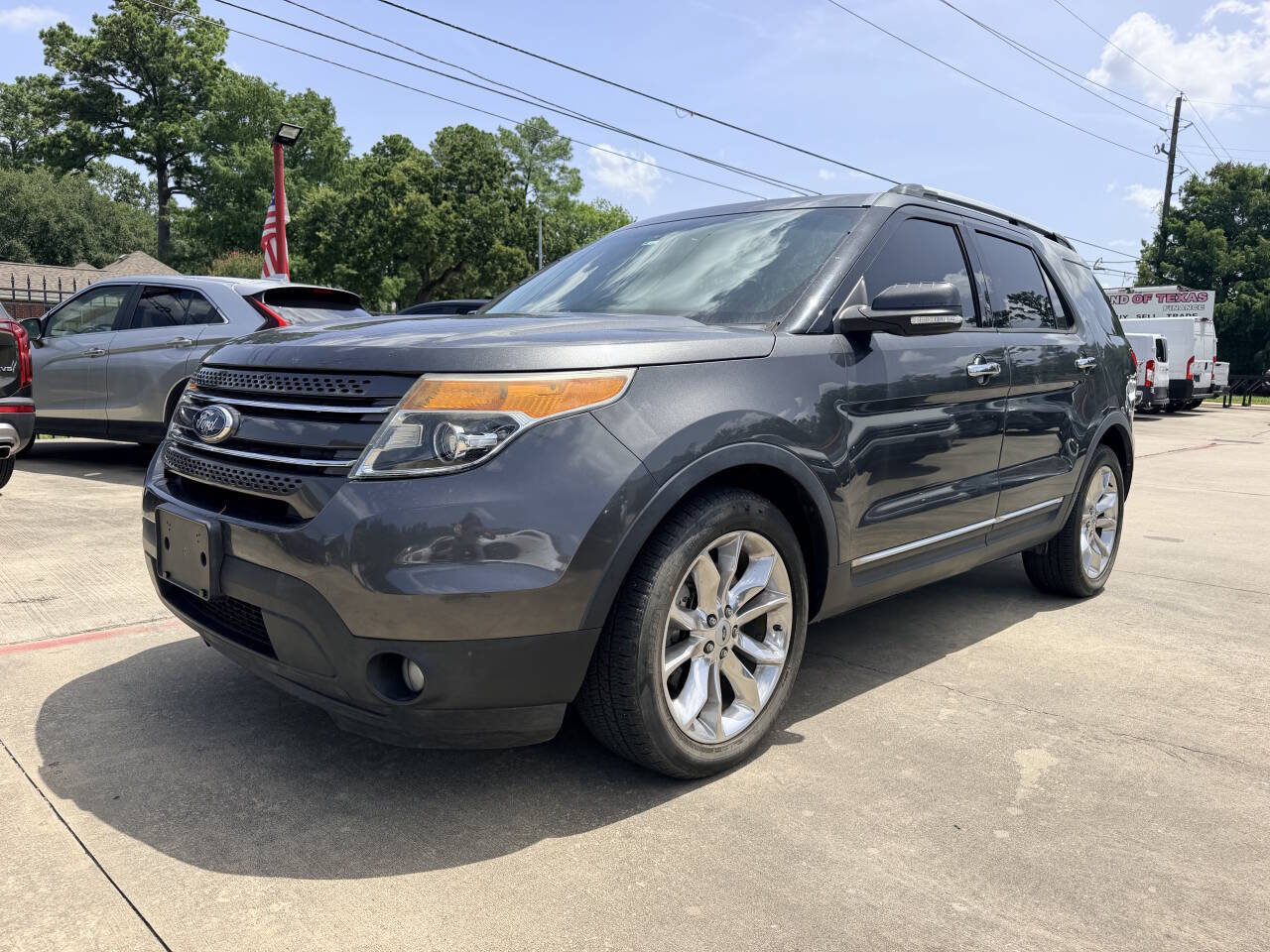 Used 2015 Ford Explorer Limited w/ Equipment Group 301A FWD image 2