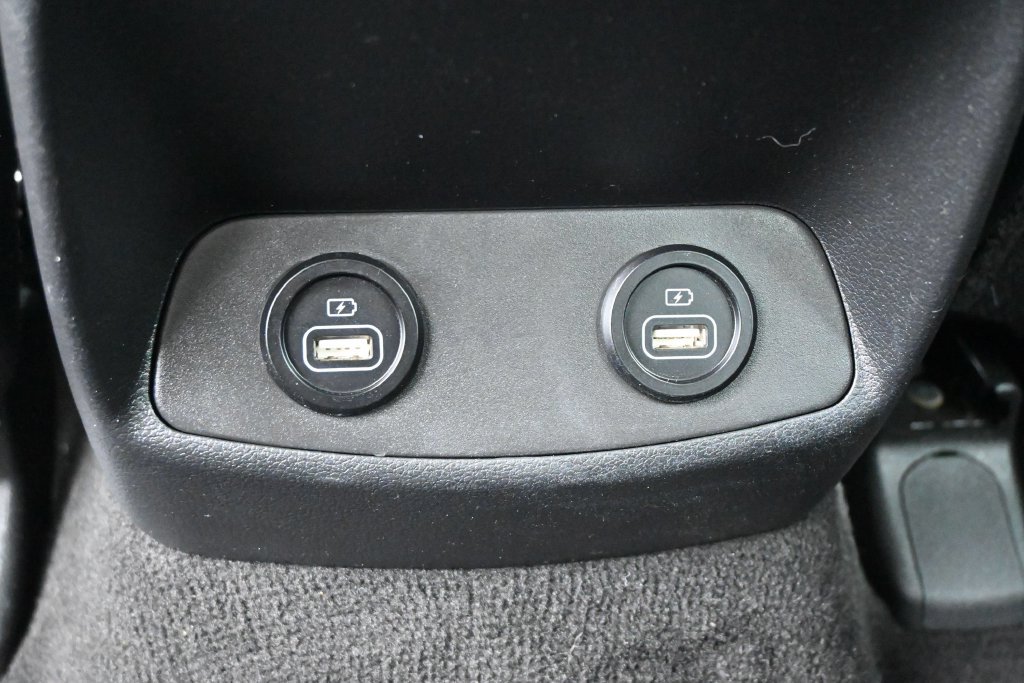 Used 2023 Hyundai Santa Fe SE w/ Cargo Package AWD/4WD image 16