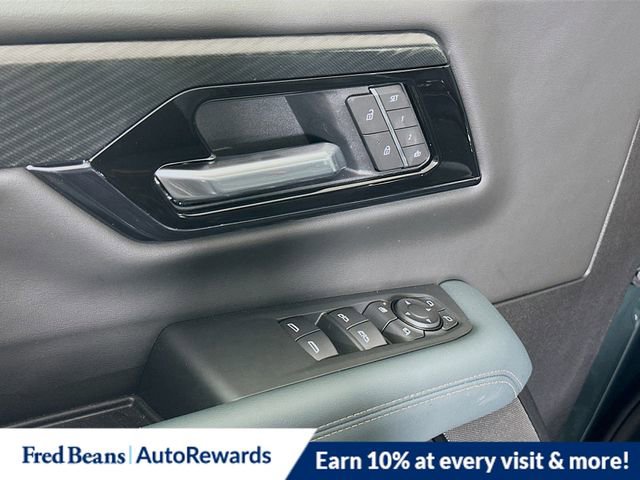 New 2026 GMC Yukon AT4 w/ AT4 Premium Plus Package image 18