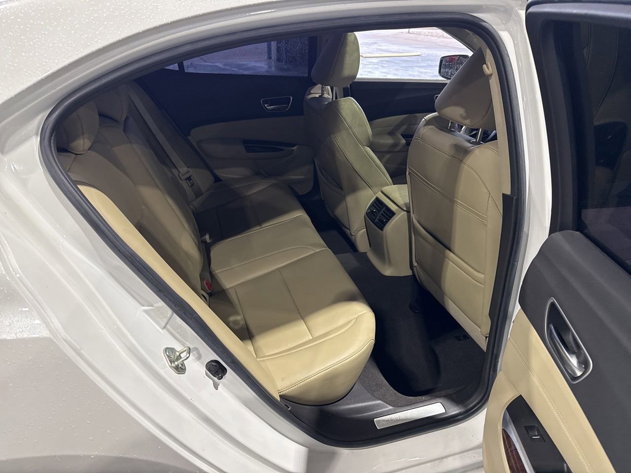 Used 2020 Acura TLX image 12