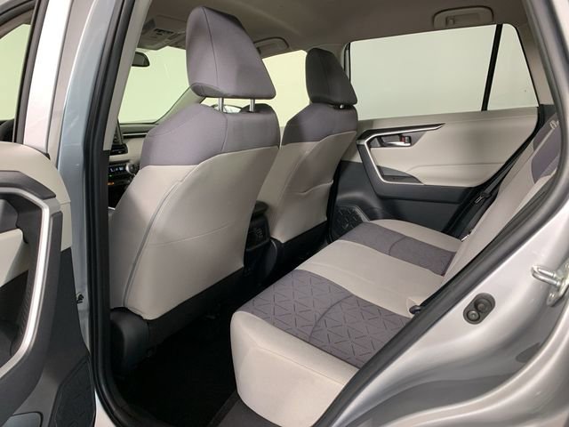 Used 2020 Toyota RAV4 XLE w/ All Weather Liner Package image 31