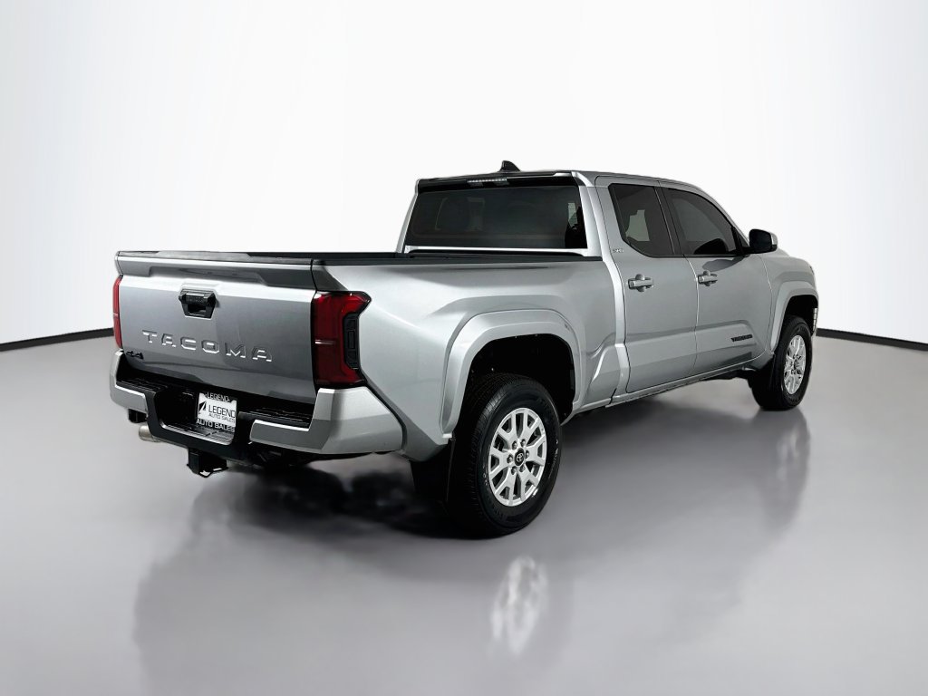 Used 2024 Toyota Tacoma SR5 AWD/4WD image 6