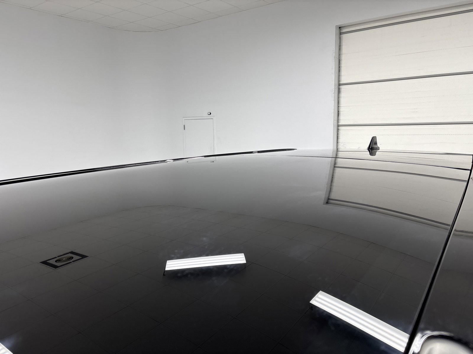 Used 2022 Rivian R1S Launch Edition image 13