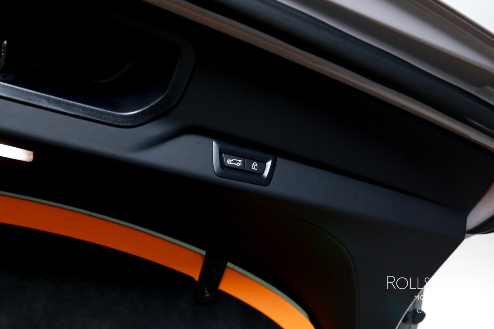 New 2027 Rolls-Royce Cullinan Black Badge AWD/4WD image 28