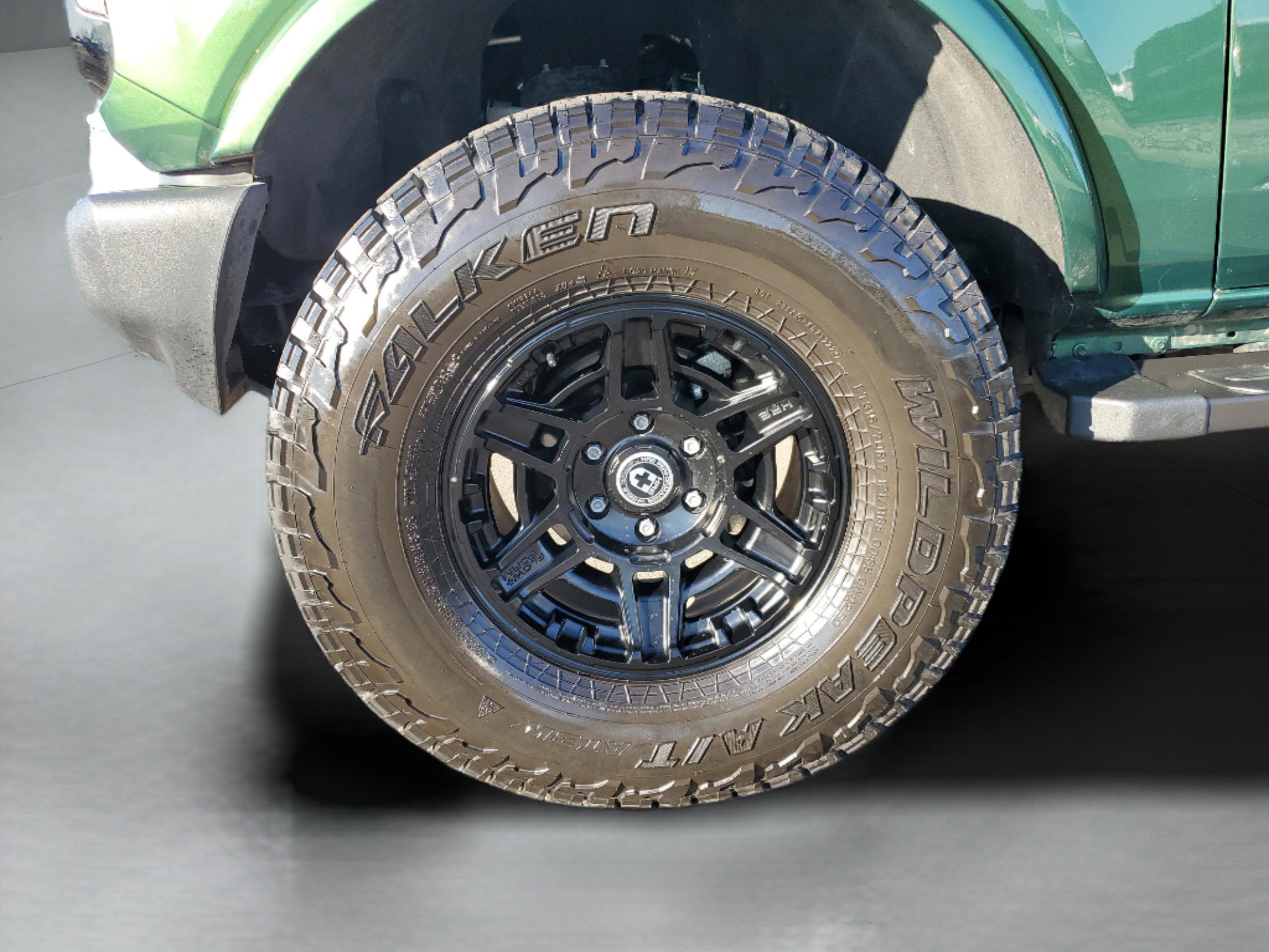 Used 2022 Ford Bronco Outer Banks image 7