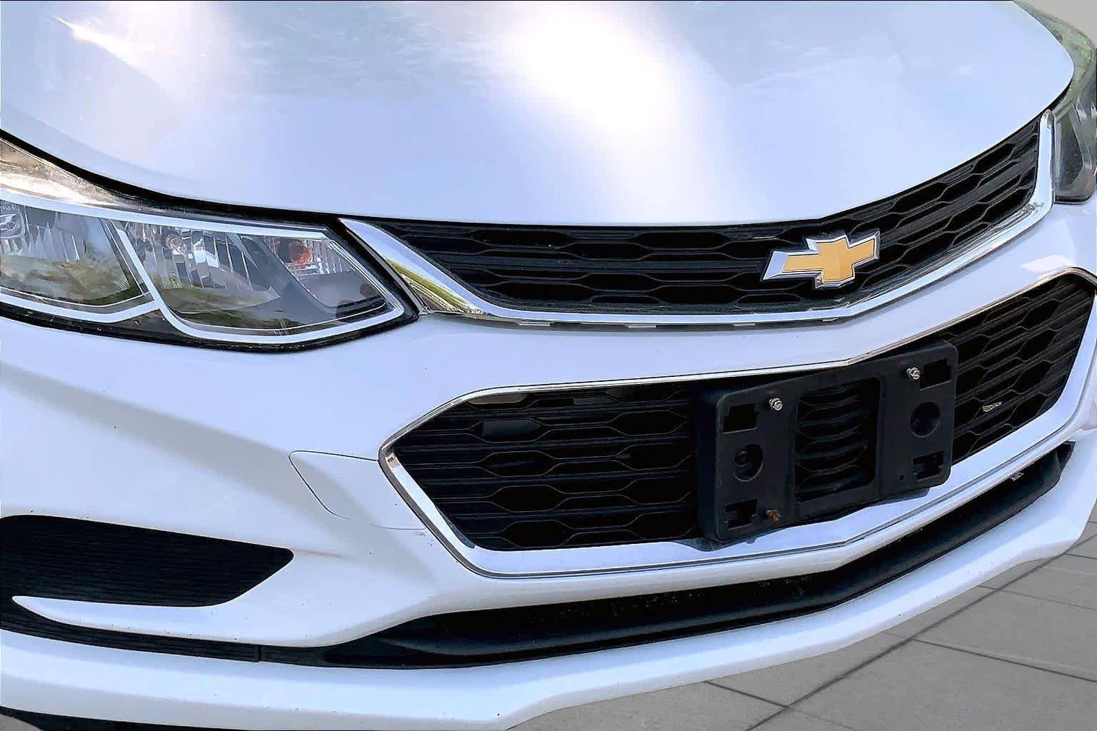 Used 2016 Chevrolet Cruze LS FWD image 28