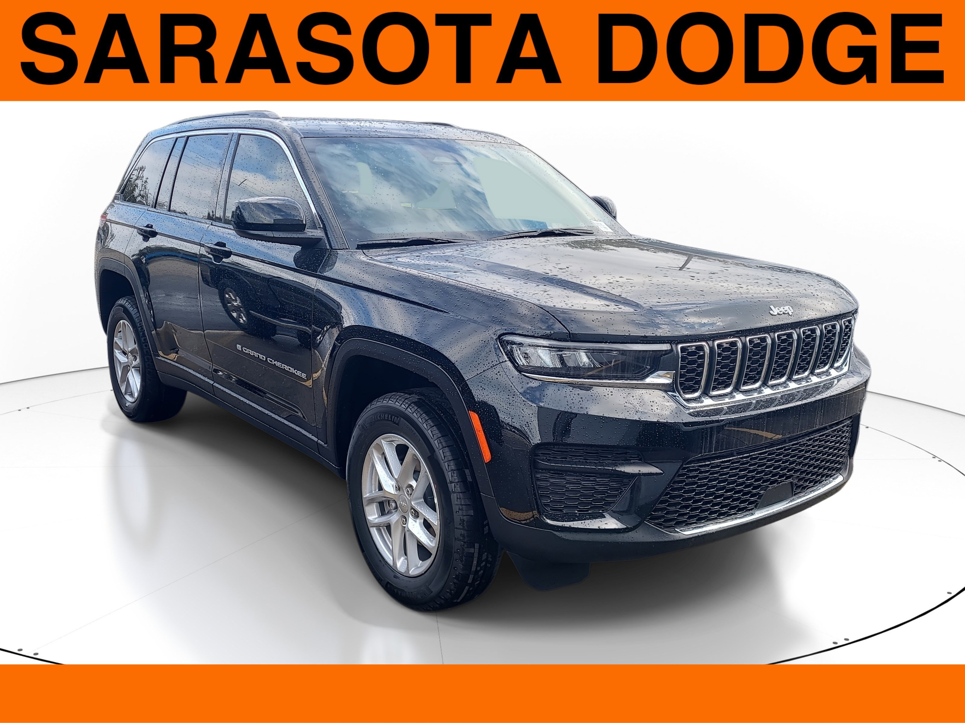 New 2025 Jeep Grand Cherokee Laredo X w/ Luxury Tech Group I