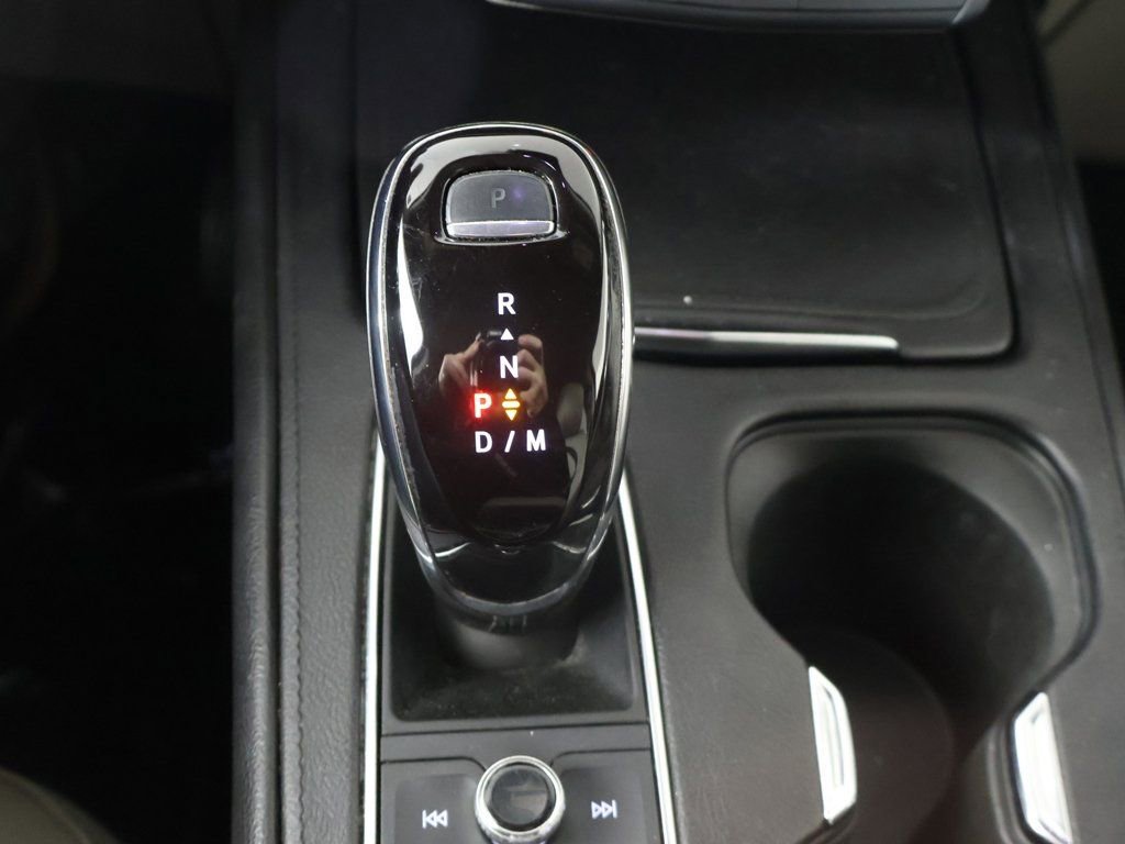 Used 2023 Cadillac XT4 Luxury image 41