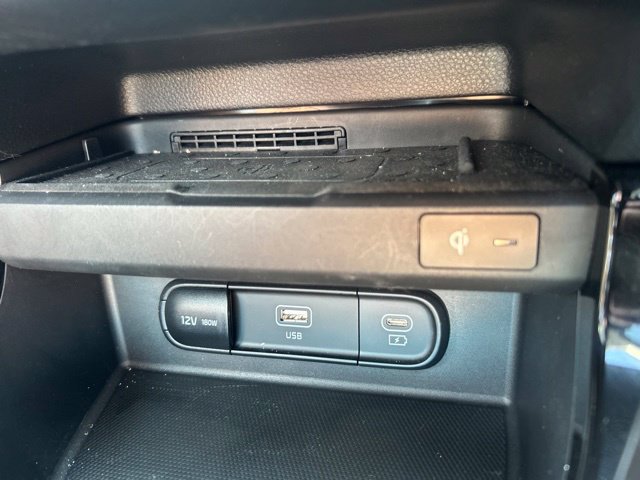 Used 2024 Kia Seltos EX FWD image 22